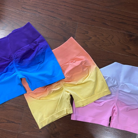 J80fit Scrunch Booty Gradient Biker Shorts  Ombré compression set of 3 size L - Picture 2 of 6